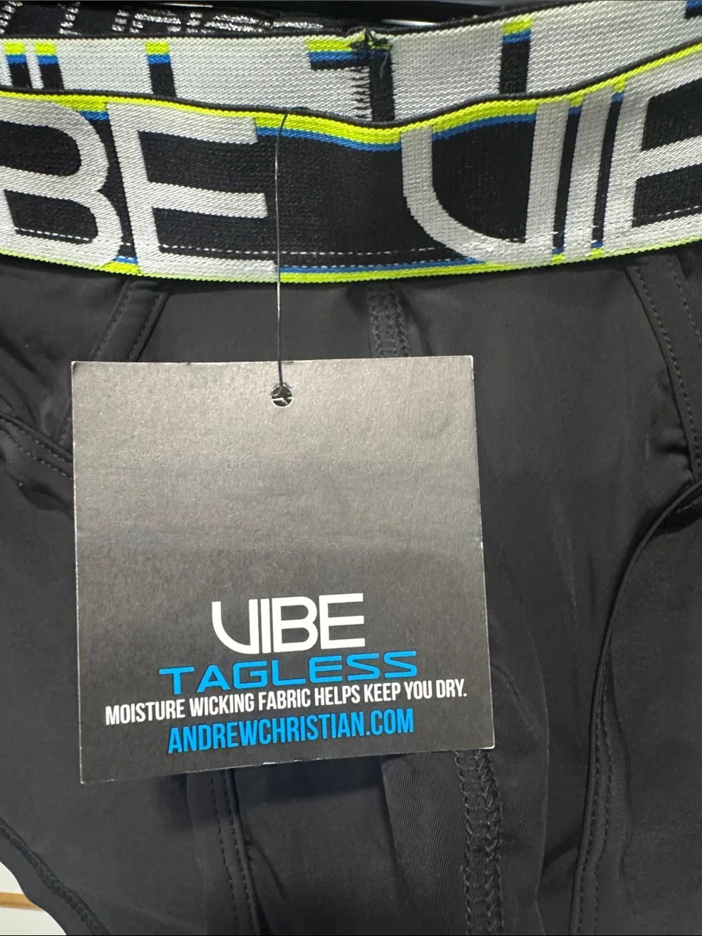 Vibe sleek black